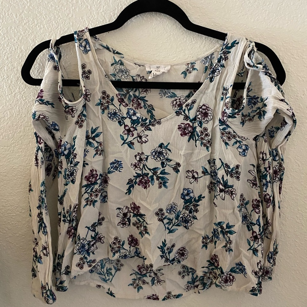 Elegant Floral Women's Blouse
